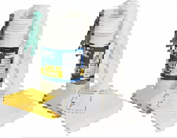 9 Gal Capacity Universal Spill Kit